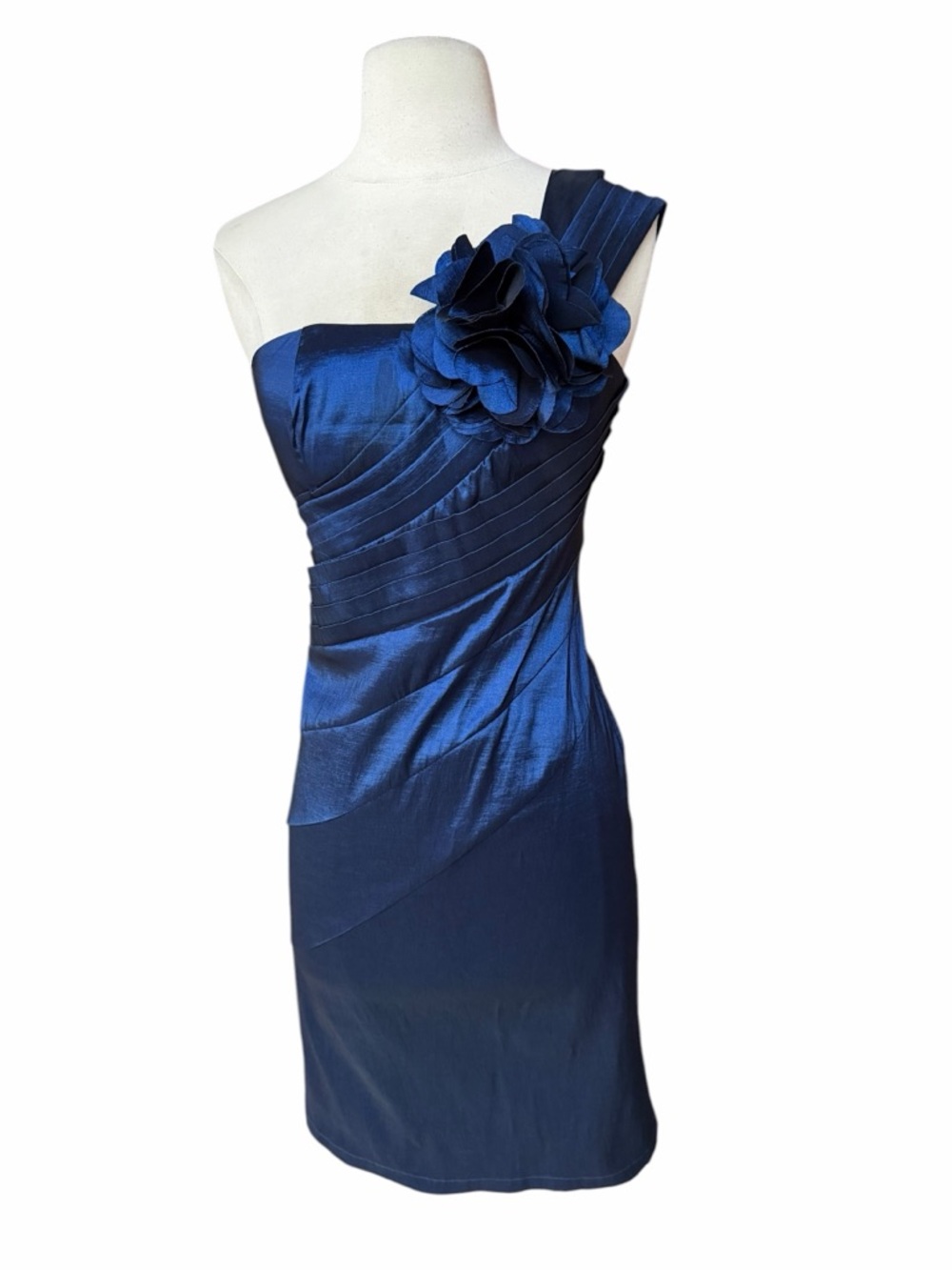 Y2K Daisy Shiny Royal Blue Taffeta Bodycon 1-Shoulder Large Floral Appliqué Part